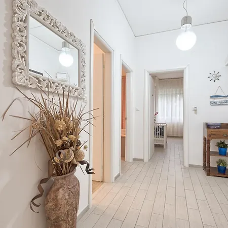 Lidia's 5 Terre With Parking * La Spezia